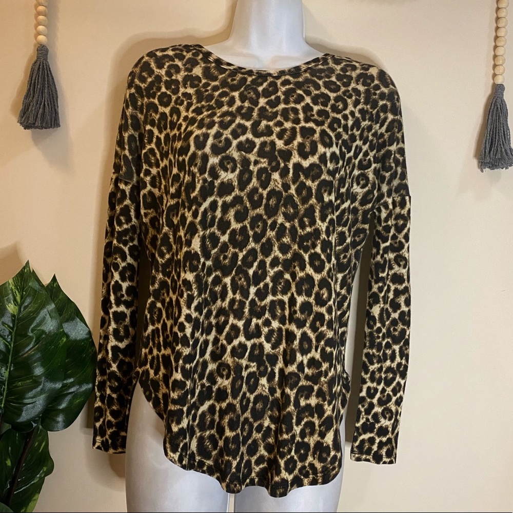 😻RUE21😻 leopard print long sleeve!